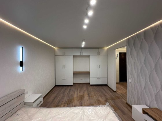 ПРОДАЖ шикарної однокімнатної (Черемушки) Каменское