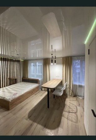 1К Студія 28 кв р-н готелю «Зоря» - фото 1