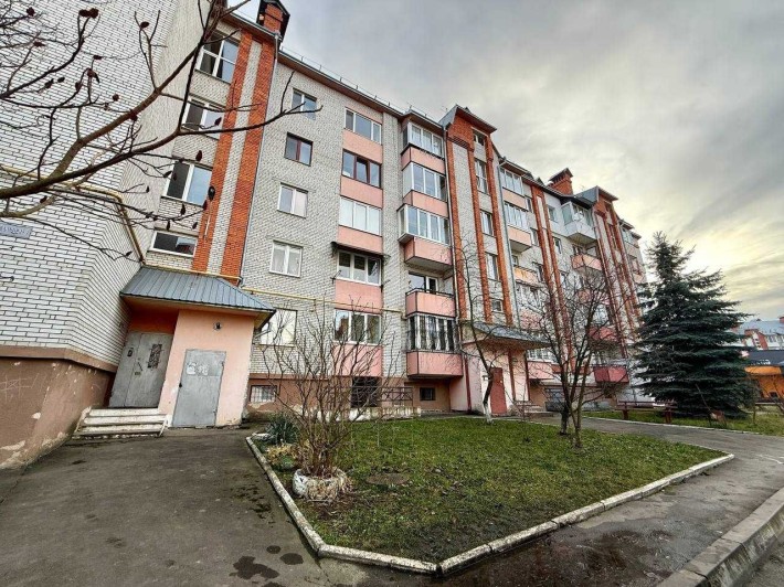 Обміняю 2 на 3 кімнатну квартиру - фото 1