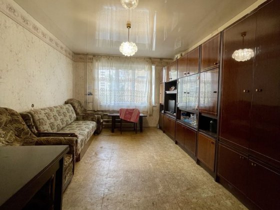 Продажа 3 ком. 1 мкрн. Левый берег Каменское