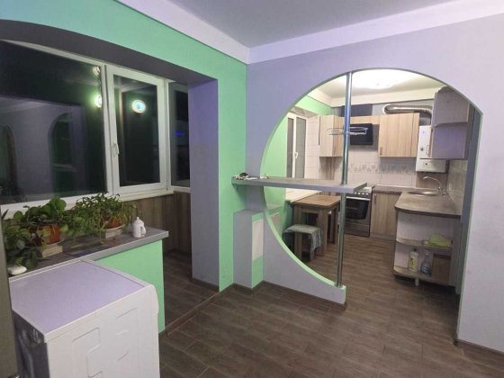 Продам 2 ком. РАСПАШЕНКУ с ремонтом, alm