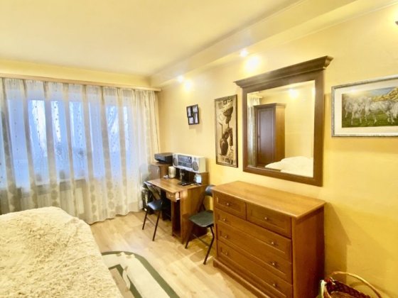 Продам 2к квартиру Кам’янське вул Алтайська 16