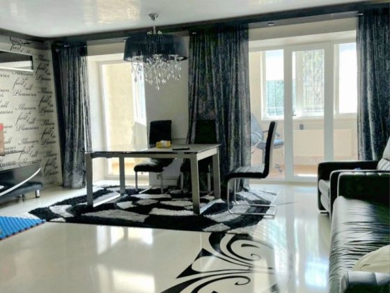 Продам 4 х ком квартиру 130 м с Дизайнерским ремонтом. Левый берег.