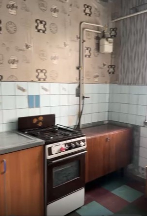 Продам 5ти ком квартиру на 10мкр Л/Б - фото 1