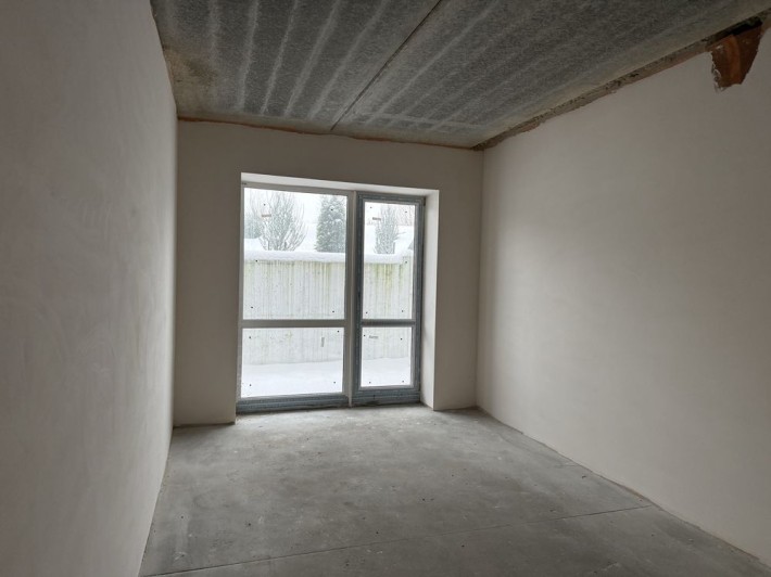 Продається дуже вигідно 1к квартира у зданому будинку з терасою ! 43м2 - фото 1