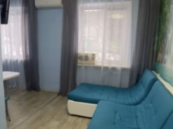 Продам 2 кімнатну квартиру на вул. Відродження