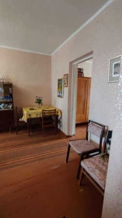 Продам 3-х кімнатну квартиру м. Зміїв - фото 1