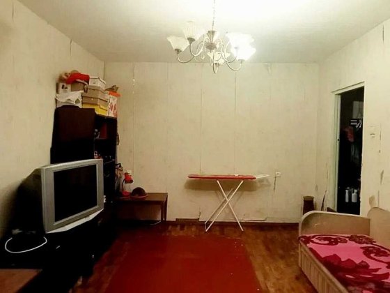 Продам 2х комнатную квартиру 3 этаж 1мкр