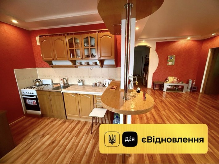 Продам 4х комнатную квартиру, л/б, 4 мкрн. А - фото 1