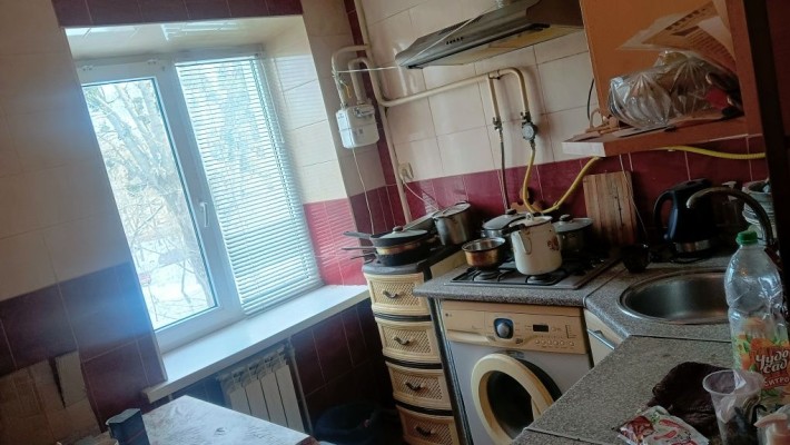 Продається 2х к квартира в центрі Ізюма - фото 1