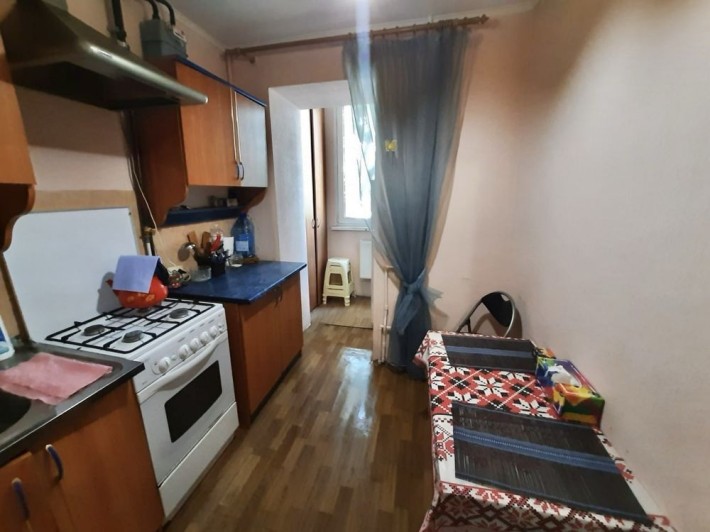 Бюджетна квартира в Чорноморську ! Класний стан ! - фото 1