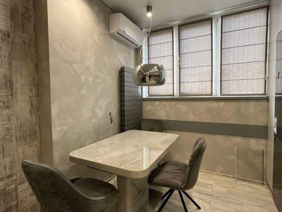 2-х кімнатна  квартира з сучасним якісним ремонтом Черноморск