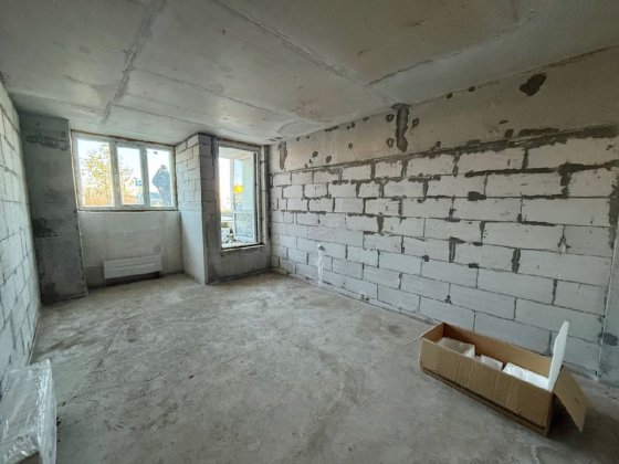 Квартира з власним двориком! З наповненням! Без комісії! Гостомель