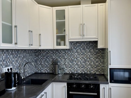 Продаж 3 кім. 4 мкрн. Лівий берег Каменское