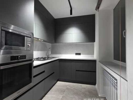 Продам 4-кімн. Лівий берег.