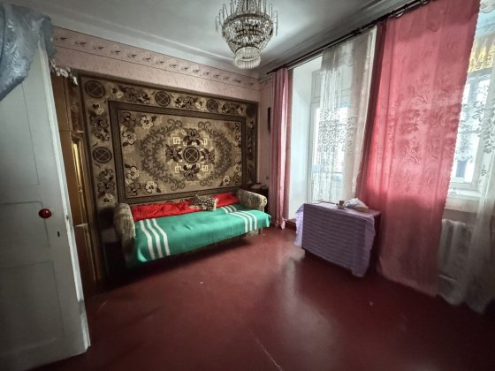 Продам трикімнатну квартиру у Калинівці Калинівка