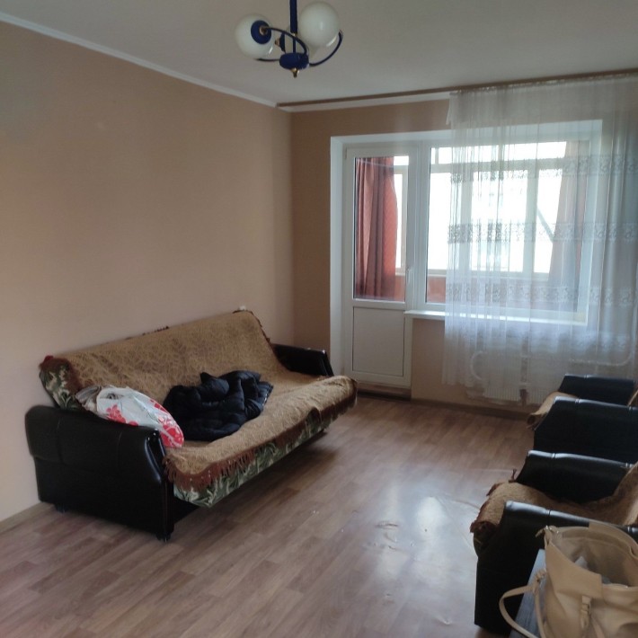 Продам однокімнатну квартиру в центрі міста Черноморска - фото 1