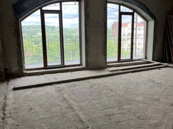 2-х поверхова квартира 120кв в центрі міста Калуш Калуш