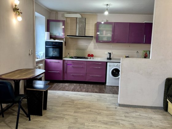 4 х комнатная квартира Черноморск