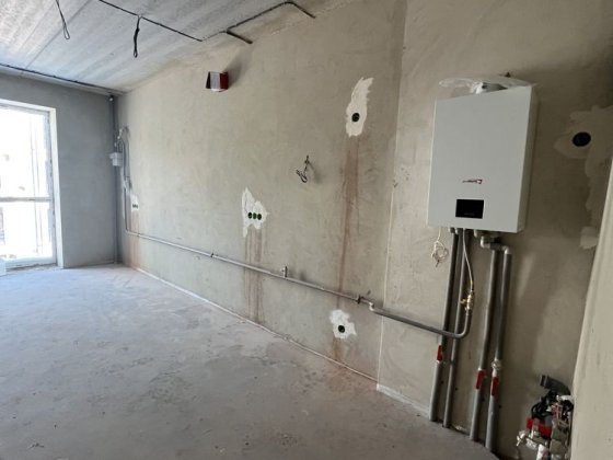 Найдешевша квартира з газом , частковий ремонт . Гостомель