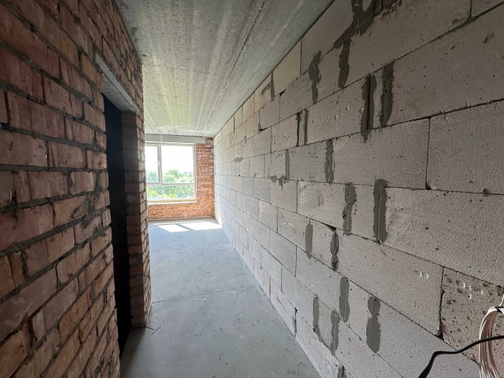 Продам Затишну квартиру Студію у Готовому Будинку. Мінімальна Ціна ! - фото 1