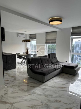 Продаж 3-х кк  дизайнерським ремонтом в ЖК Парк Таун, мін. оформлення - фото 1