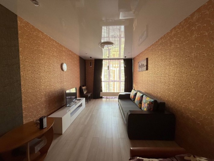 Простора 1 кімнатна квартира, сер. поверх 0% комісія!Ціна нижче ринку - фото 1