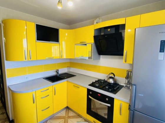 Продажа 1 кв с евроремонтом 45т$ 5/9 Чорноморськ