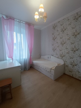 Продається перепланована двокімнатна квартира поруч з парком - фото 1