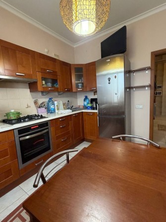 Продам 2 кімнатну квартиру - фото 1