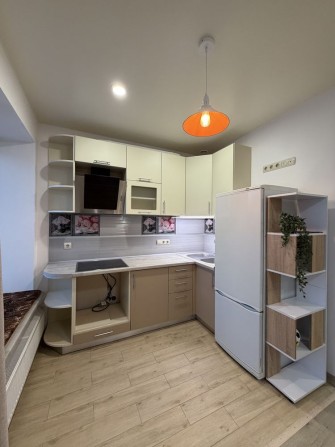 Студія з ремонтом! Є балкон! Мабльована! Центр міста! - фото 1