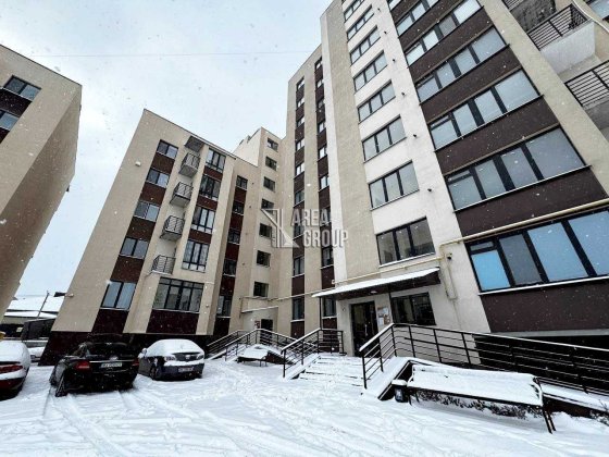 Продається 2-кімнатна квартира в зданому будинку мікрорайон Жовтневий. Каменец-Подольский