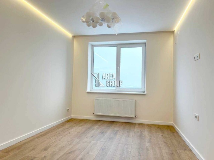 Світла 2-кімнатна квартира з ремонтом в сучасному ЖК Нова Будова-2 - фото 1