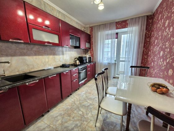 Продам 2к.кв в АББО в центрі Чорноморська Черноморск