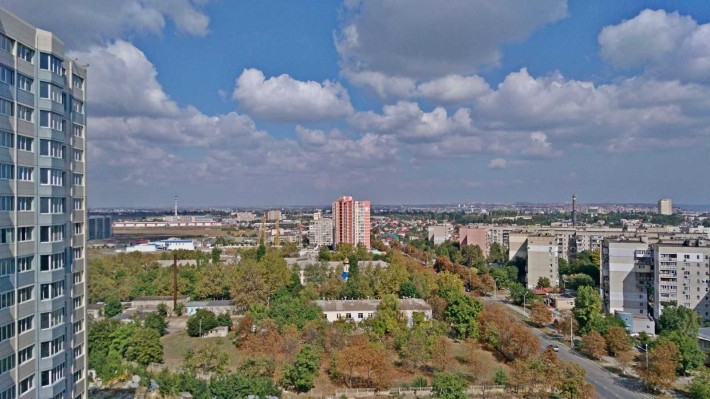 Продамо трикімнатну квартиру в новобудові Чорноморська. - фото 1