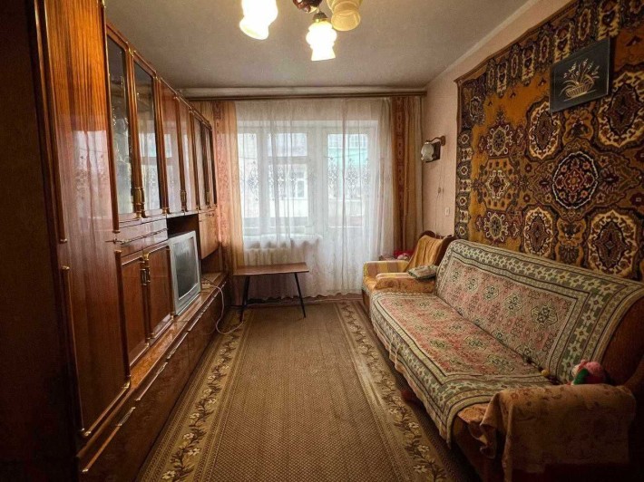 Продам трикімнатну квартиру. - фото 1