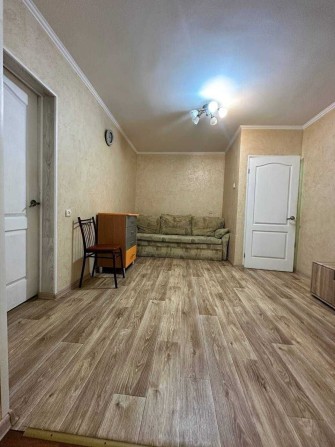 Екслюзивний продаж 2х кімнатної гостинки біля моря,чудовий стан! - фото 1