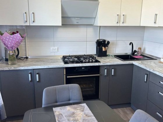 Терміново! 2-кімнатна квартира з ремонтом, вул. Симона Петлюри Конотоп