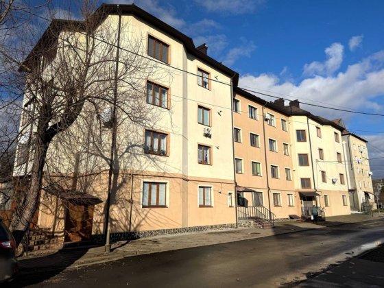 ПРОДАЖ 2-х кімнатної квартири Коломия