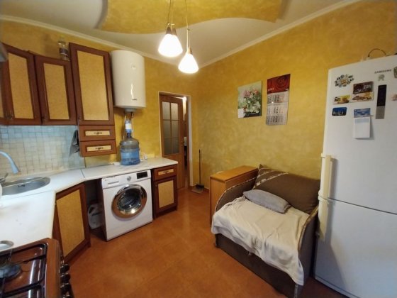 1 к. кв. 1 поверх , в моноліті Черноморск