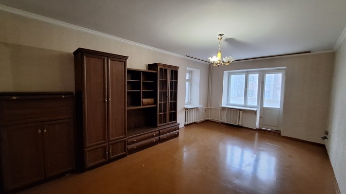 Редкость в центре у моря — большая 1-комнатная 51 м²! - фото 1