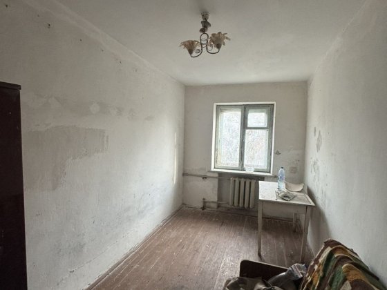 ПРОДАМ 2х кім.кв Військове містечко Коростень