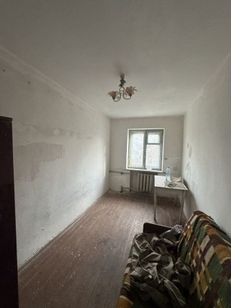 ПРОДАМ 2х кім.кв Військове містечко - фото 1