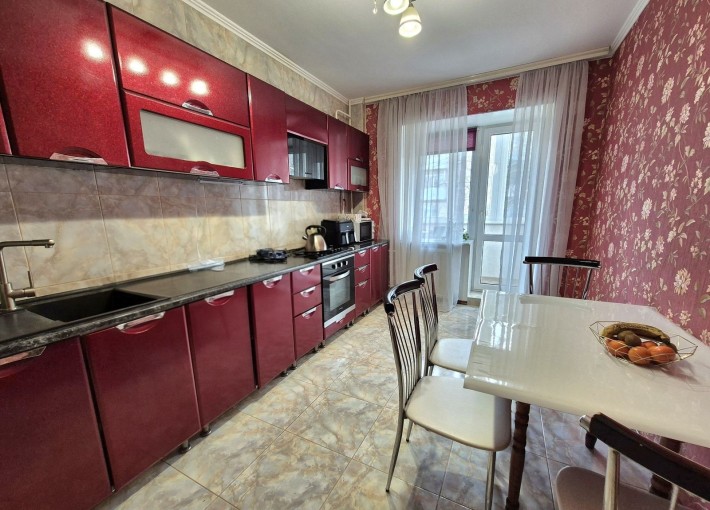 Продам 2-кімнатну квартиру в будинку АББО в місті Чорноморськ - фото 1