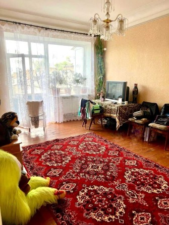 Продам 3-х кімнатну квартиру (Сталінка), район 1-го Травня, 73 м² - фото 1