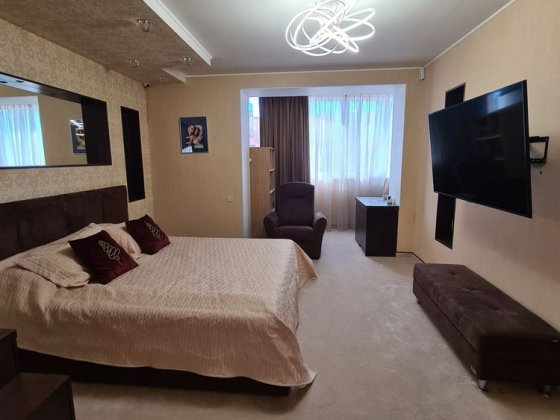 2-кімнатна квартира з власною терасою Черноморск