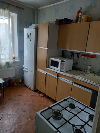 Продаётся 3 комнатная квартира - фото 1