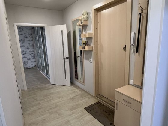 Продам двокімнатну квартиру на 6 м-н Лозовая