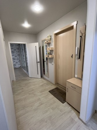 Продам двокімнатну квартиру на 6 м-н - фото 1