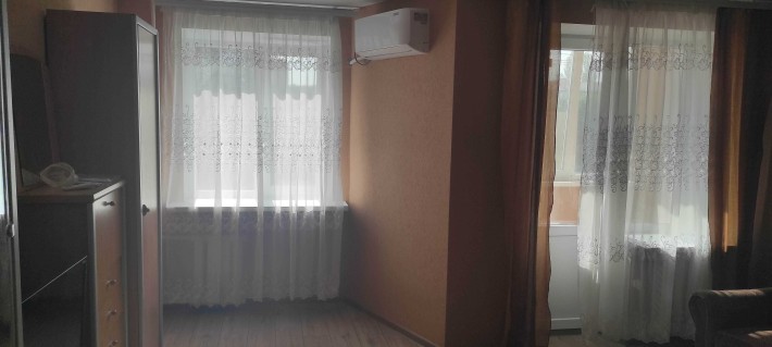 Чудова своя 1-кімнатна квартира в самому центрі. Без комісії. - фото 1